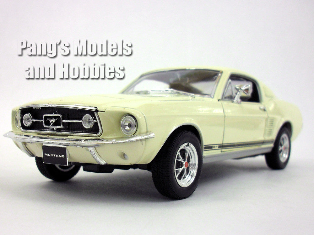 Ford Mustang GT 1967 1/24 Diecast Metal Model by Welly