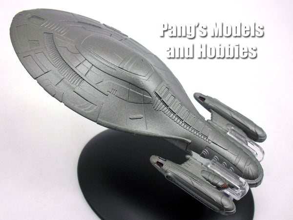EAGLEMOSS STAR TREK SARSHIPS COLLECTION ARMORED USS VOYAGER #48 WITH MAGAZINE 