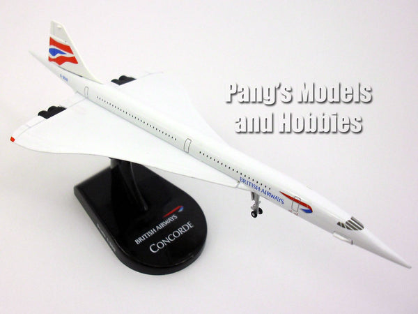 Daron British Airways Concorde Diecast Model Replica Airplane 