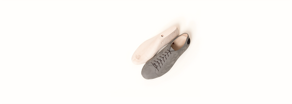 Top view of the Kitten Testicle Grey Atheist shoe, made of soft nubuck leather