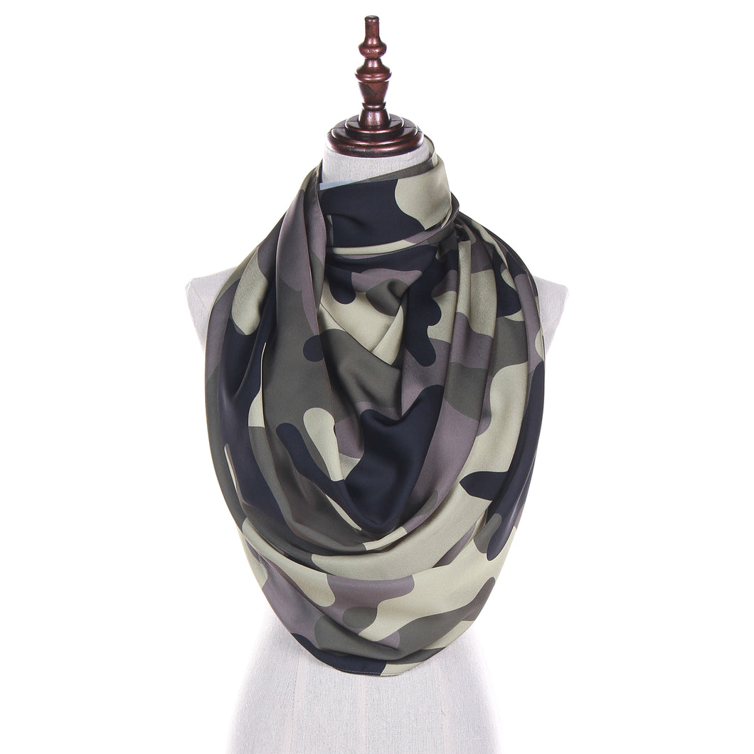 Lush Printed - Camo in Army Green