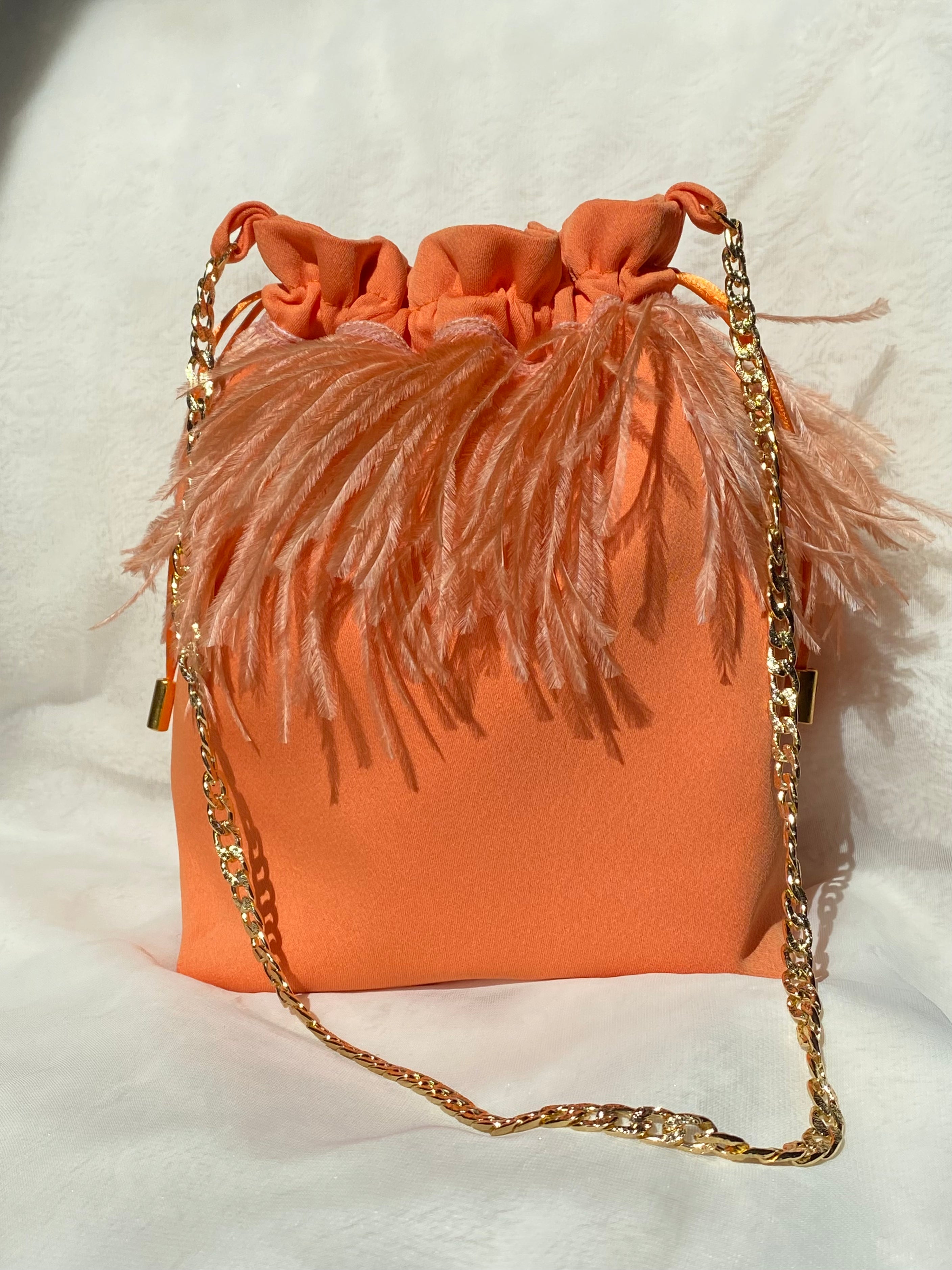 Bolso de plumas naranja –