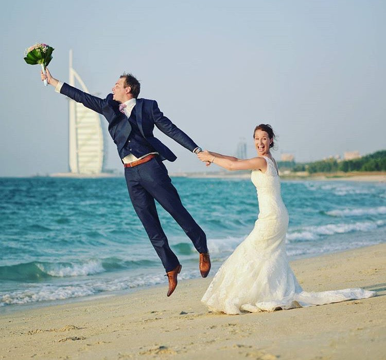 hilarious bride and groom wedding photos 