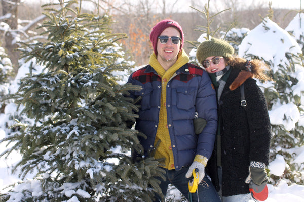 hattie and tristan forage found their christmas tree 2016