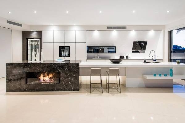 Ethanol fireplace in a kitchen island