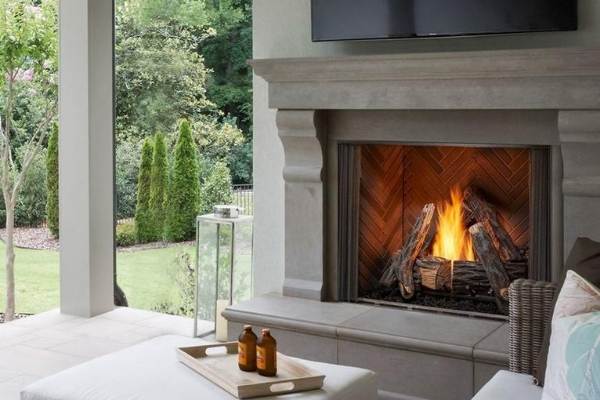 Outdoor Gas fireplace
