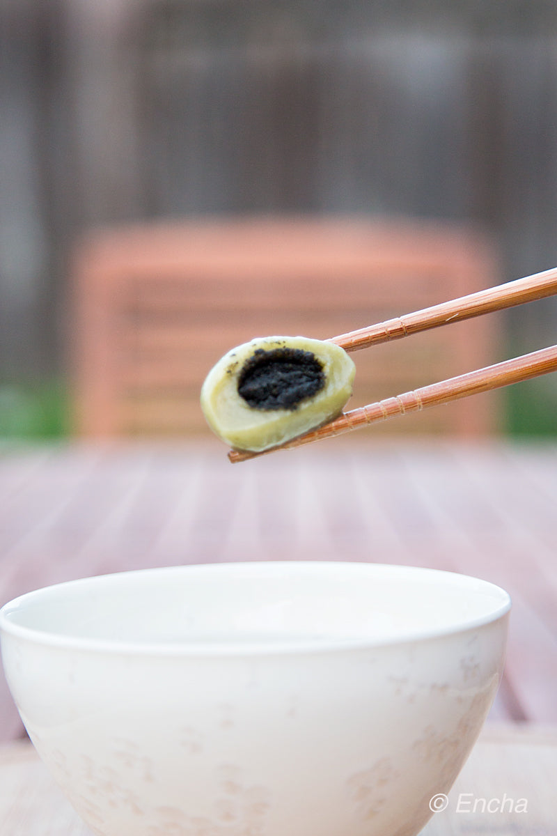 Matcha dessert with black sesame filling rice balls dumpling mochi Encha