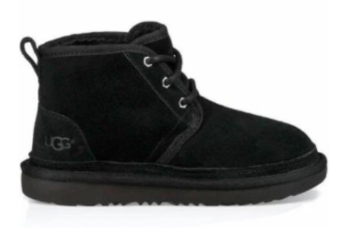 black uggs kids