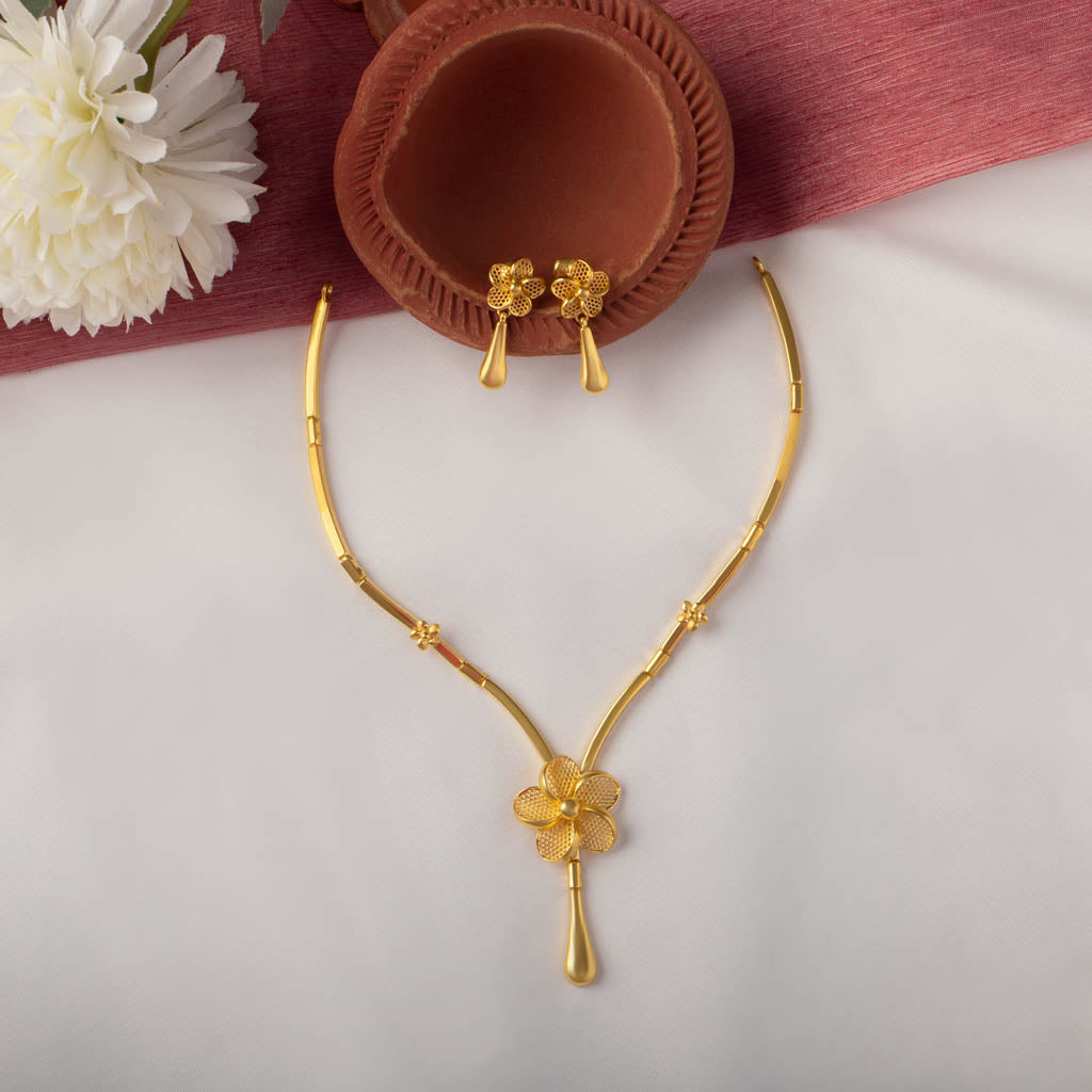 Plain Gold Necklace Set: Exquisite 22k Jewelry for Women – Jewelegance