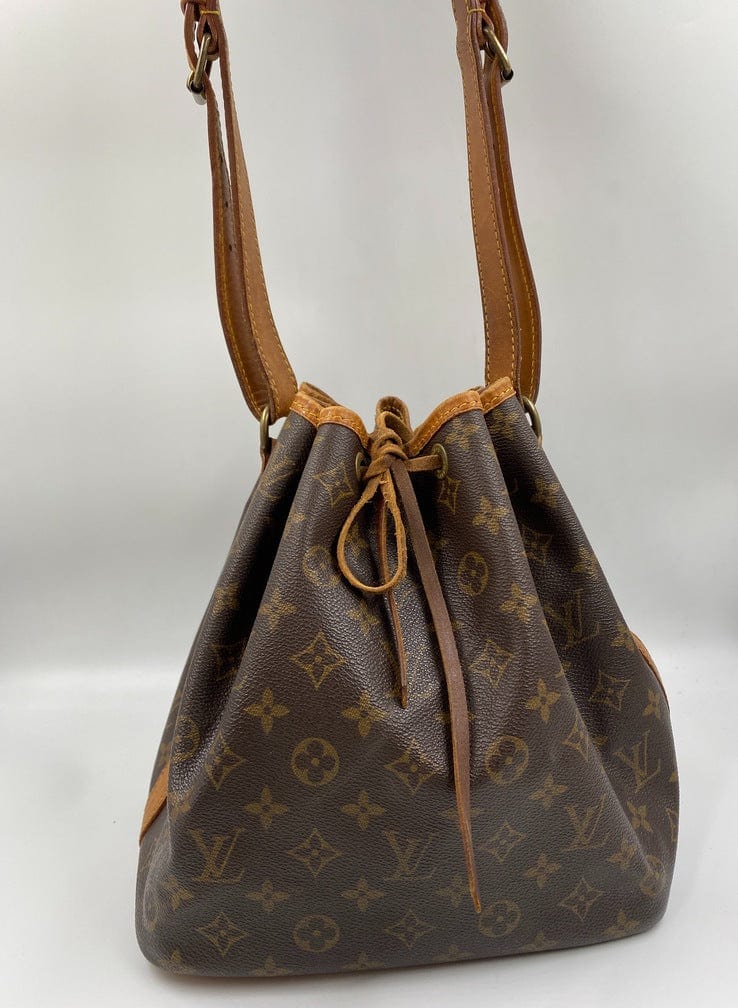 Louis Vuitton Crossbody Bag Authentic -  New Zealand