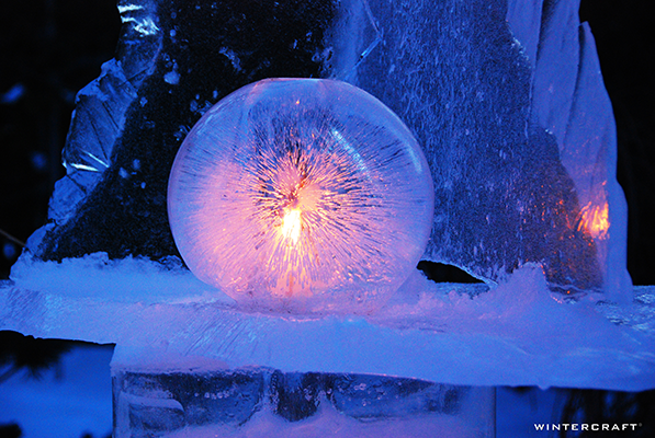 Wintercraft globe ice lantern blue