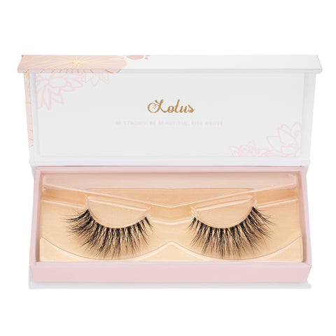 the best lotus lashes for your eye shape 