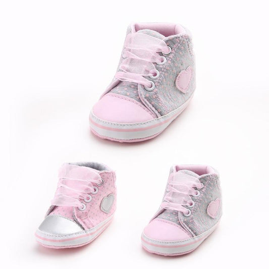Love Heart First Walkers- 2 Colours (B23)