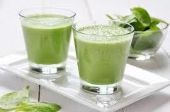 Green and Glowing Breakfast Smoothie