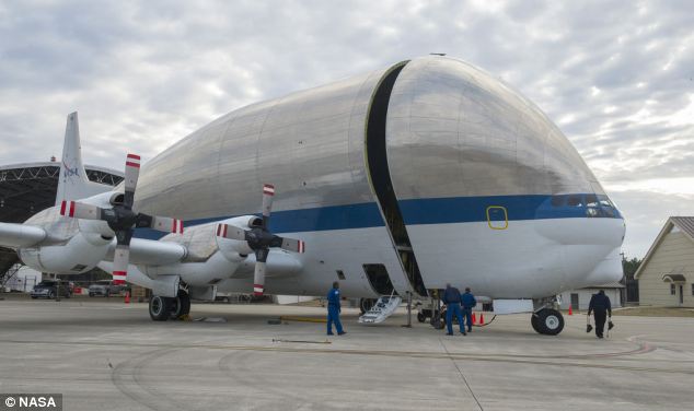 nasa jumbo jet