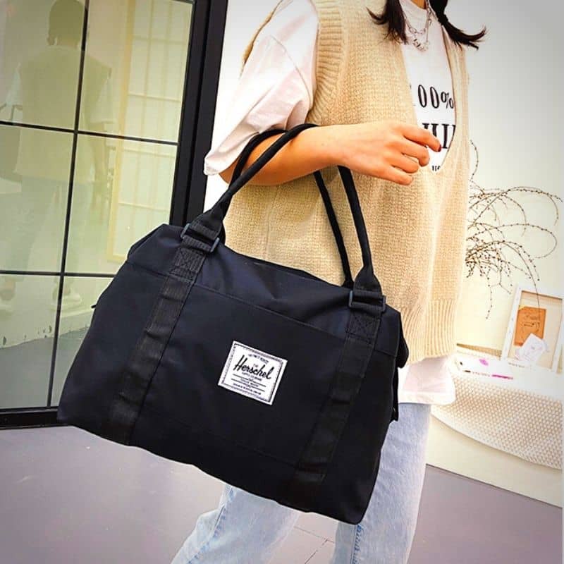 Tote M Nylon Negro |