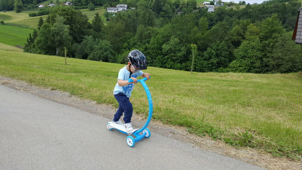 Žan na otroškem skiroju Zycom C100 Cruz