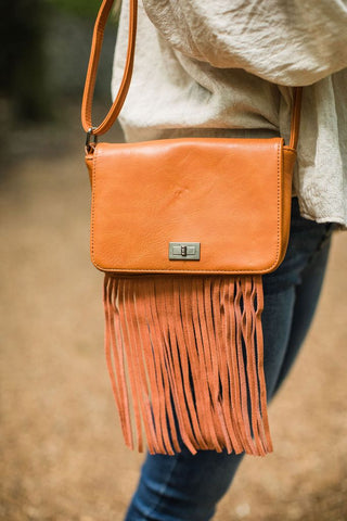 Reno Crossbody in Camel - Vinnie Louise