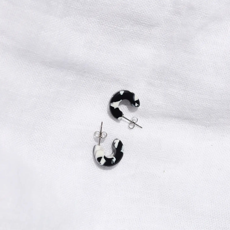 Mali Hoop Earrings in Black & White