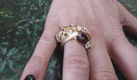 14k gold ring garnets