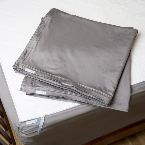 folded fitted sheet