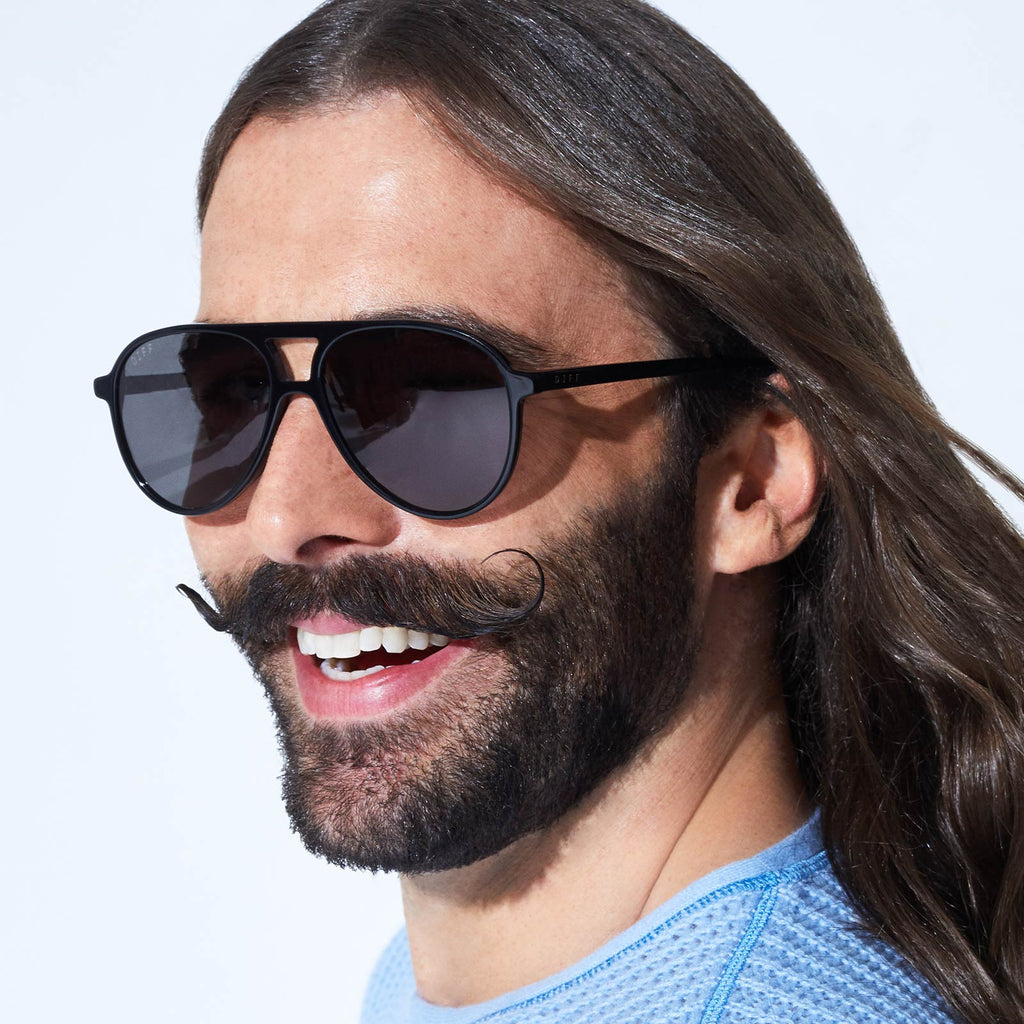 jonathan van ness glasses