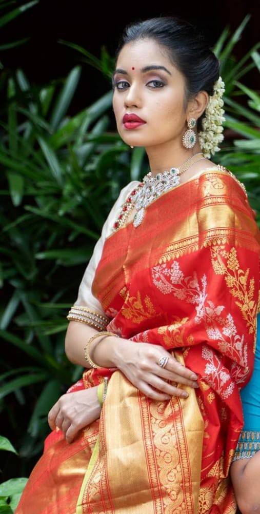 Red Soft Banarasi SIlk Saree With Girlish Blouse Piece – DHYANI CREATION