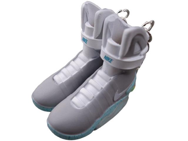 nike air mags size 10