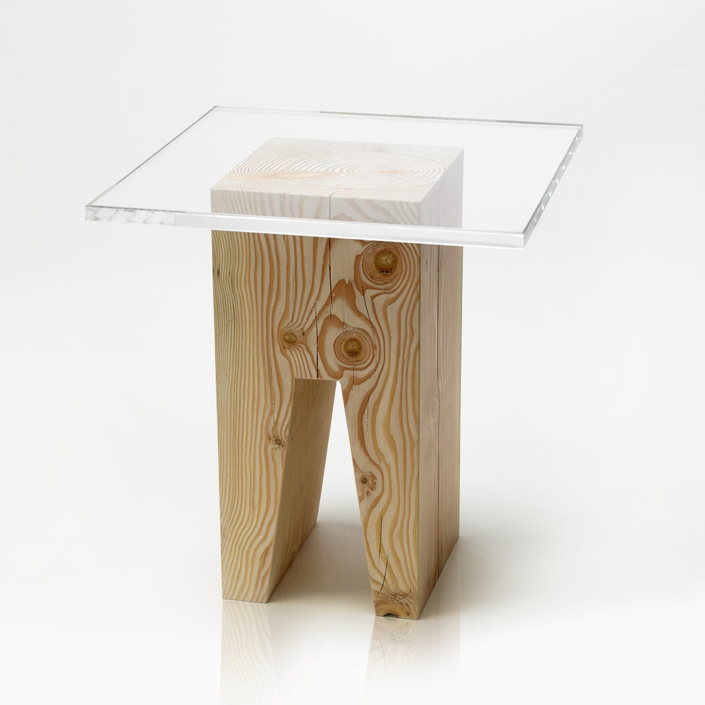 Alta table Autonomous Furniture