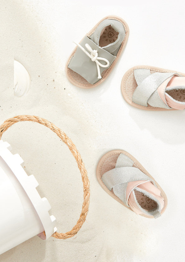 Pretty Brave SS1617 baby shoe collection