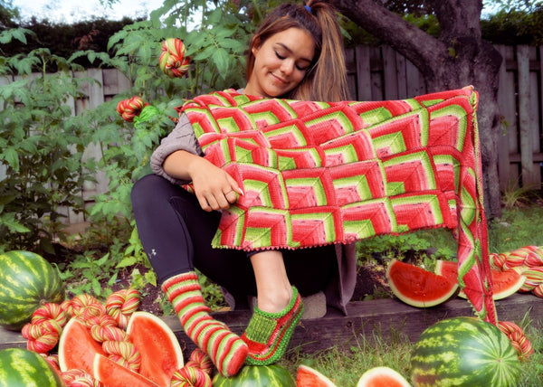 watermelon yarn used to knit a shawl