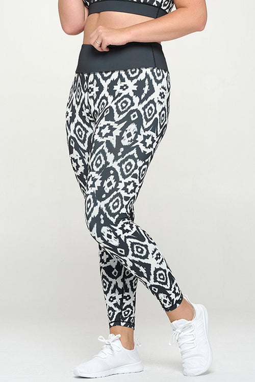 Plus Size Mandala Tribal Print Active Leggings