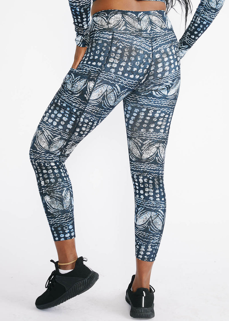 Sise Women's African Print Leggings (Navy Gray Adire)