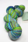 Urth Yarns - Uneek Fingering Yarn