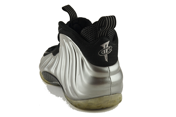 Nike WMNS Air Foamposite One Chrome White T ... Pinterest