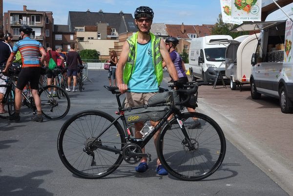 Cyclist with his Specialized and 4Season Disc Wheels