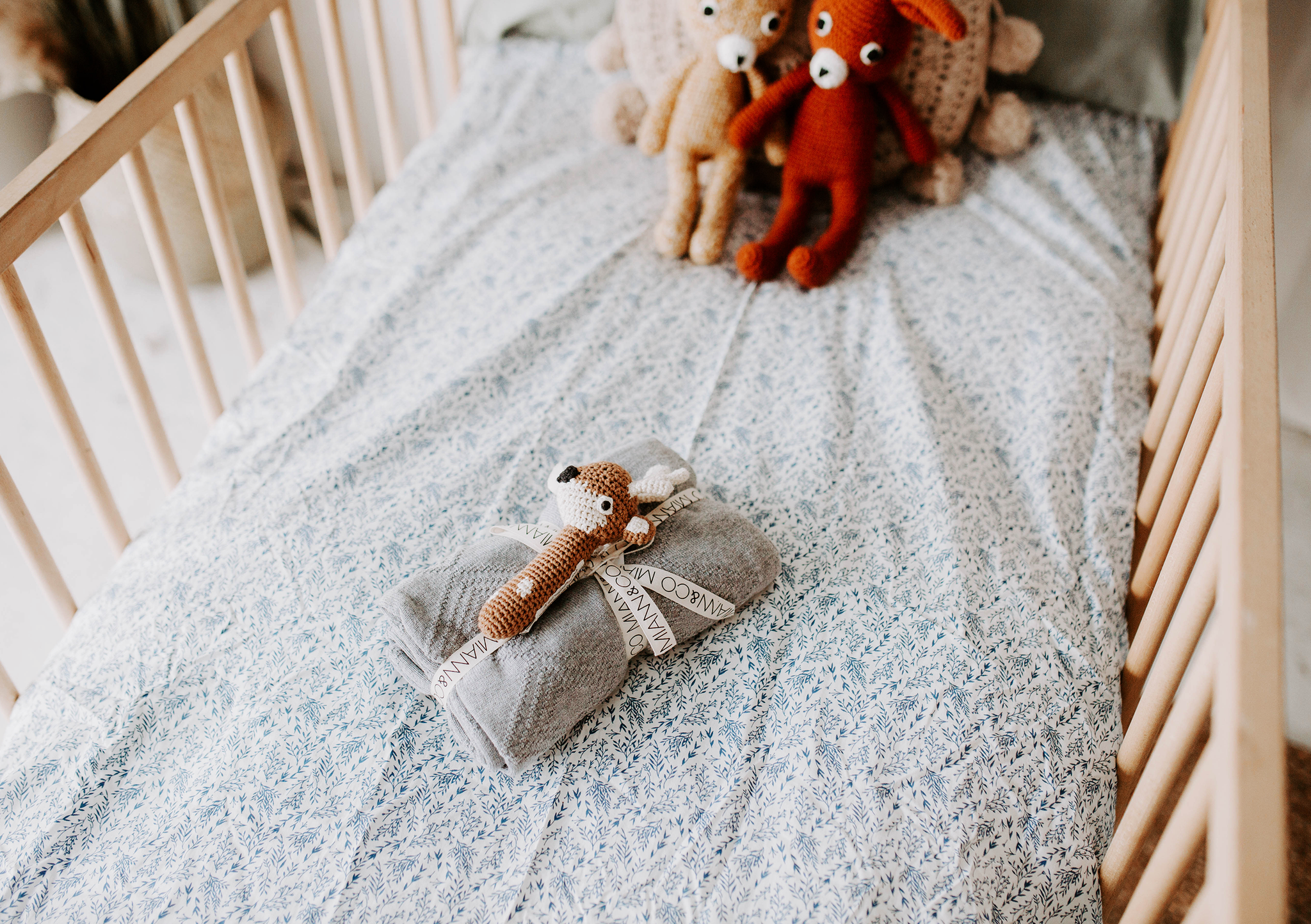 NAVY LEAF COT SHEET