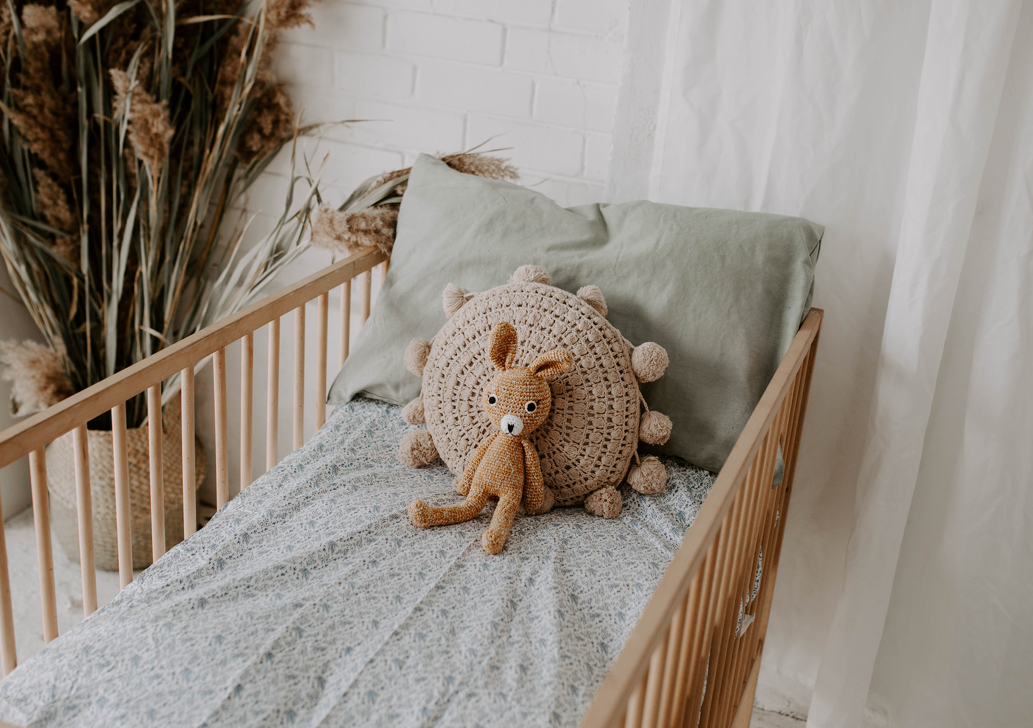 NAVY LEAF COT SHEET