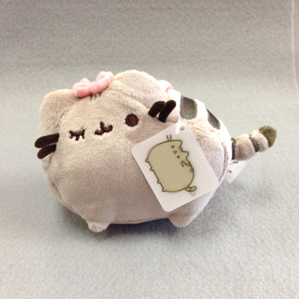 pusheen plush keychain