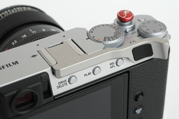 Fujifilm X-E4 Thumbrest by Lensmate Silver