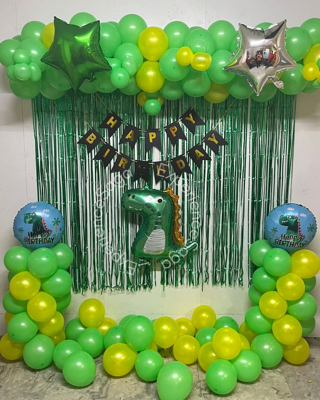 Cute Dinosaur Theme Balloon Decoration for Kid's Birthday, Delhi ...