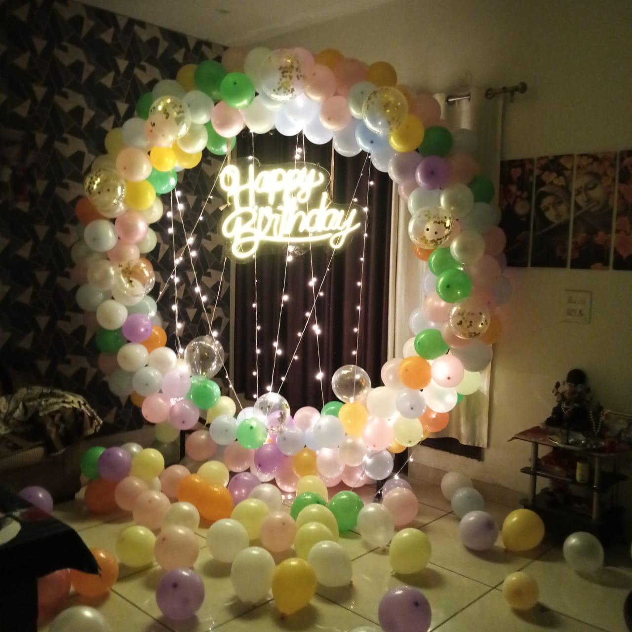 Classy Ring Balloon Decoration at Home, Mumbai – ExperienceSaga.com