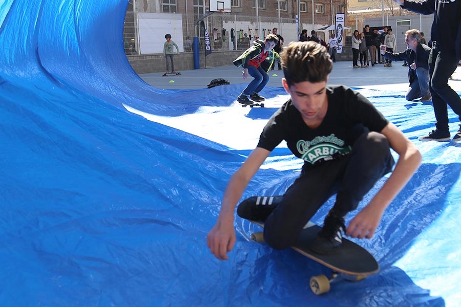 tarp surfing surfcity barcelona 2016 surfskate