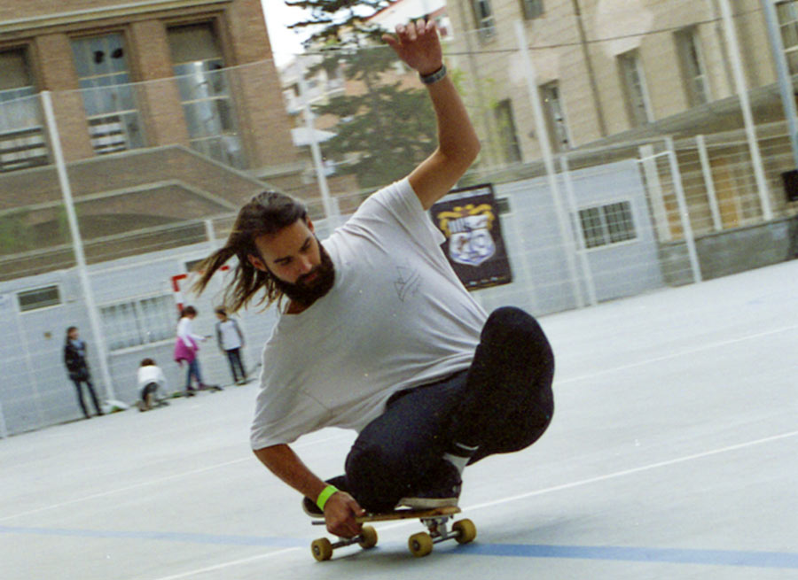 tarp surfing surfcity barcelona 2016 surfskate