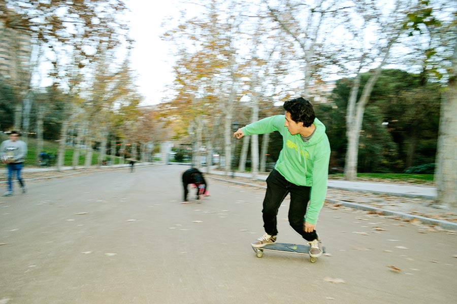 quiksilver surfskate madrid carving downhill