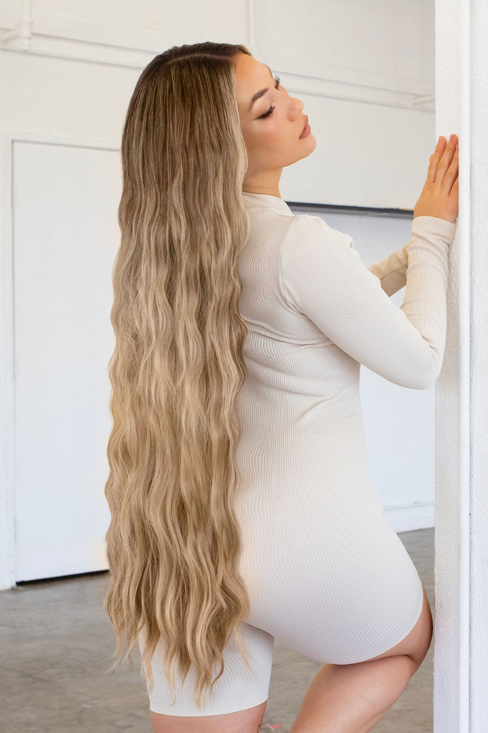 Extra AF 34’’ 5 Piece Natural Wavy - Mellow Brown Festival Hair Inspiration