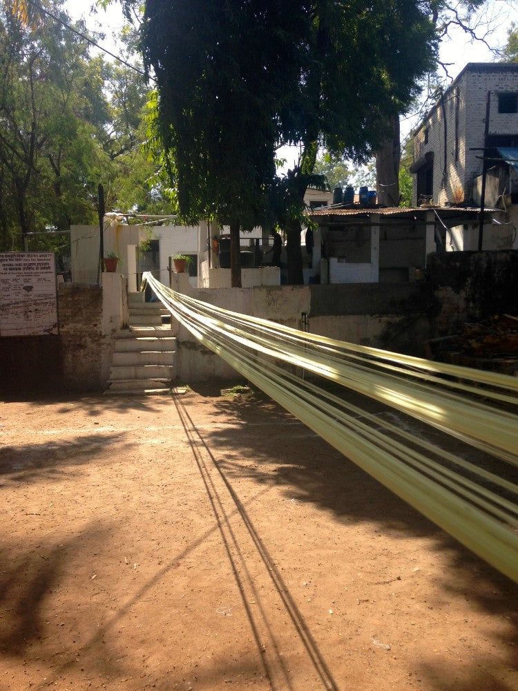 yarns stretched in india for handloom weaving