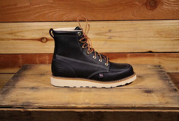 thorogood black steel toe boots