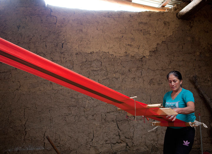 Backstrap Weaving: Pais Textil artisan from the Andean Regions