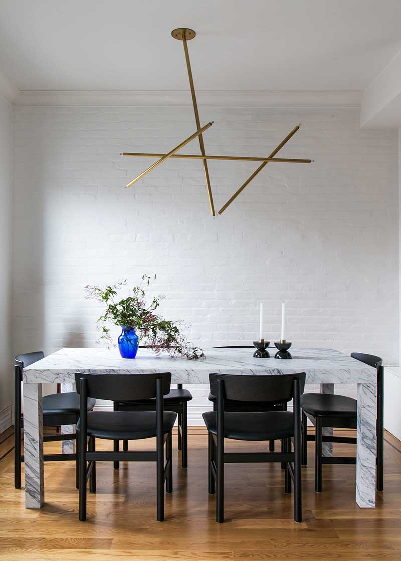 Eclectic Decoration: The White Arrow